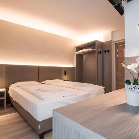 Panoramic San Carlo Ledro 3* 莫利纳迪莱德罗